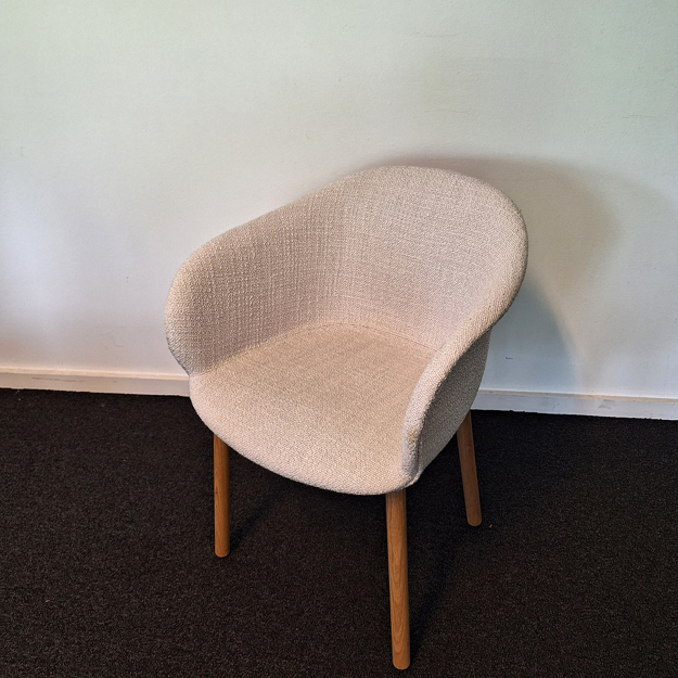 Afbeeldingen van NN - Elefy Chair JH31