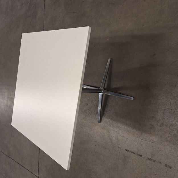 Picture of GY - Square cafetria table